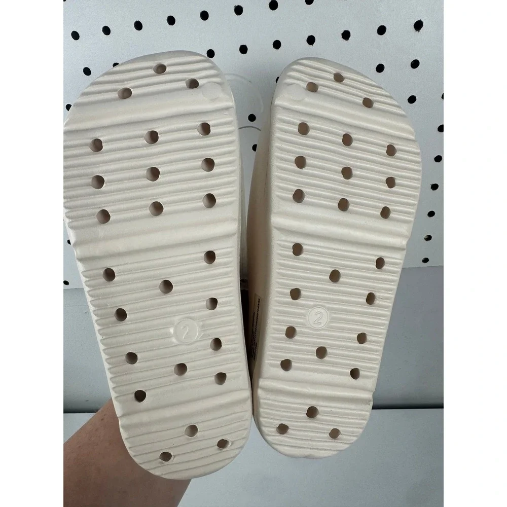 Art Class Edie White Cream Platform Slide Sandals Kids Size 2 New
